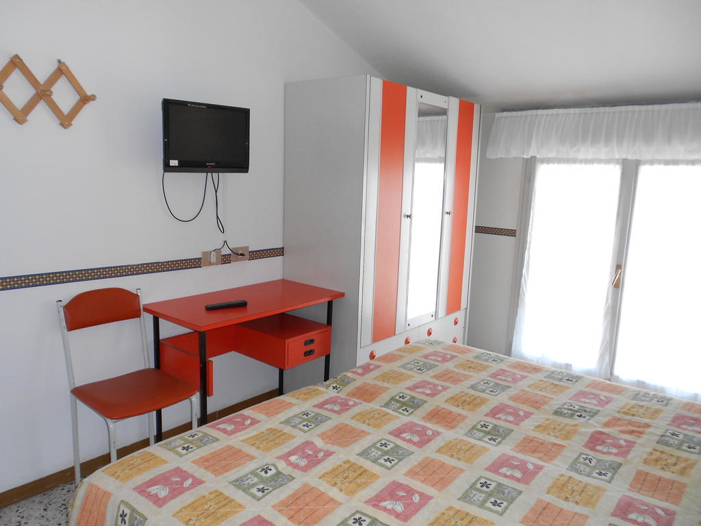 Hotel Laguna Blu Rimini Rum bild