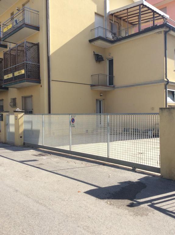 Hotel Laguna Blu Rimini Exteriör bild